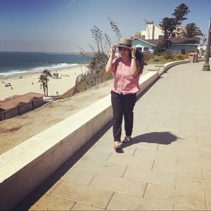 Meet your Posher, Saba